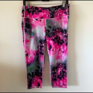 Athleta Active Capri Leggings